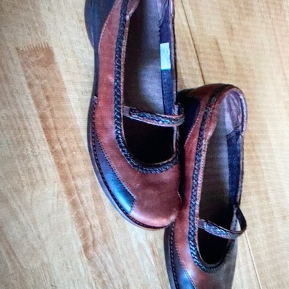 Merrell Tetra Sprite Saddle women’s shoes in size 8.5 Great condition